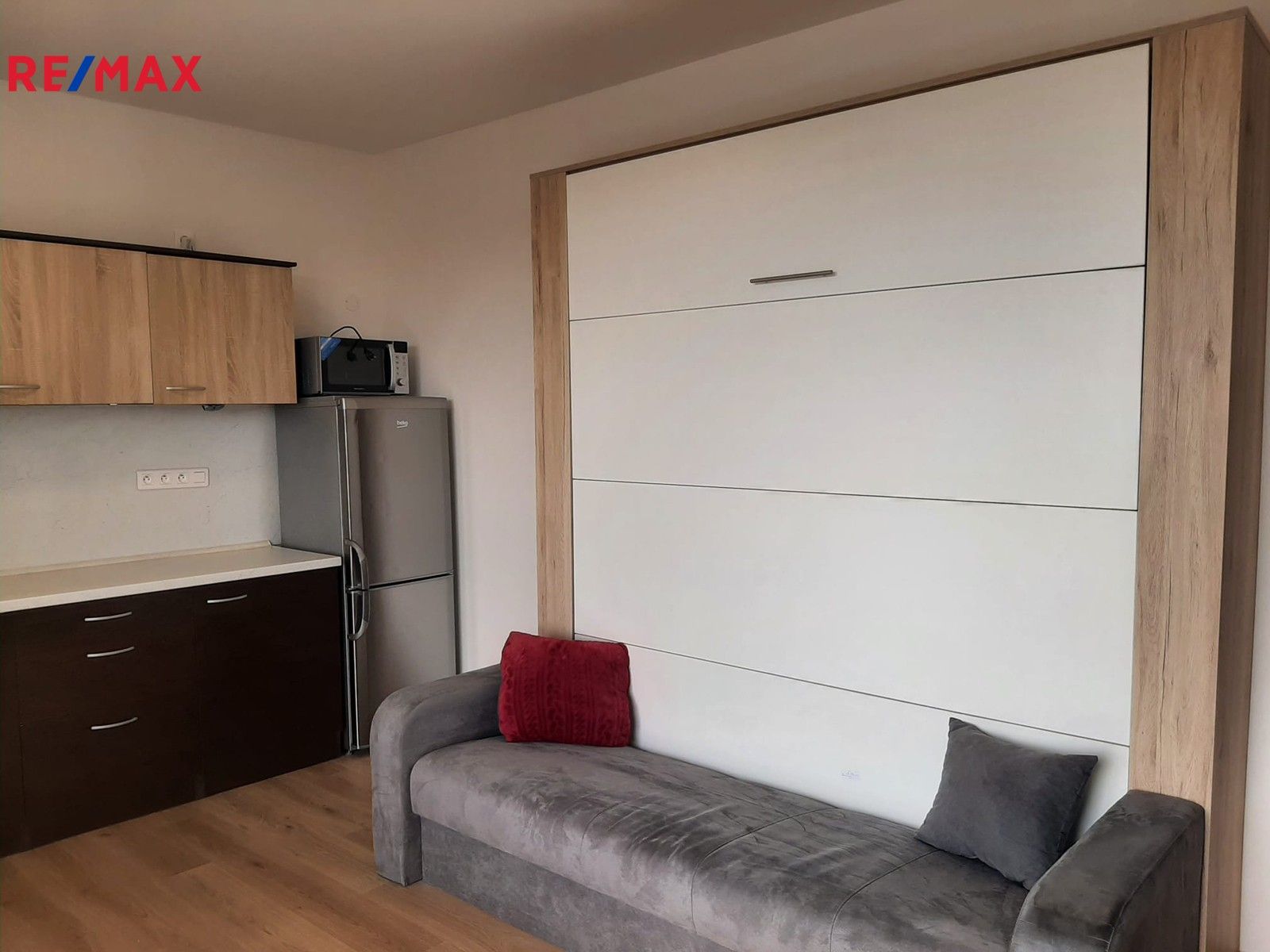 1+kk, Nad úžlabinou, Praha, 34 m²