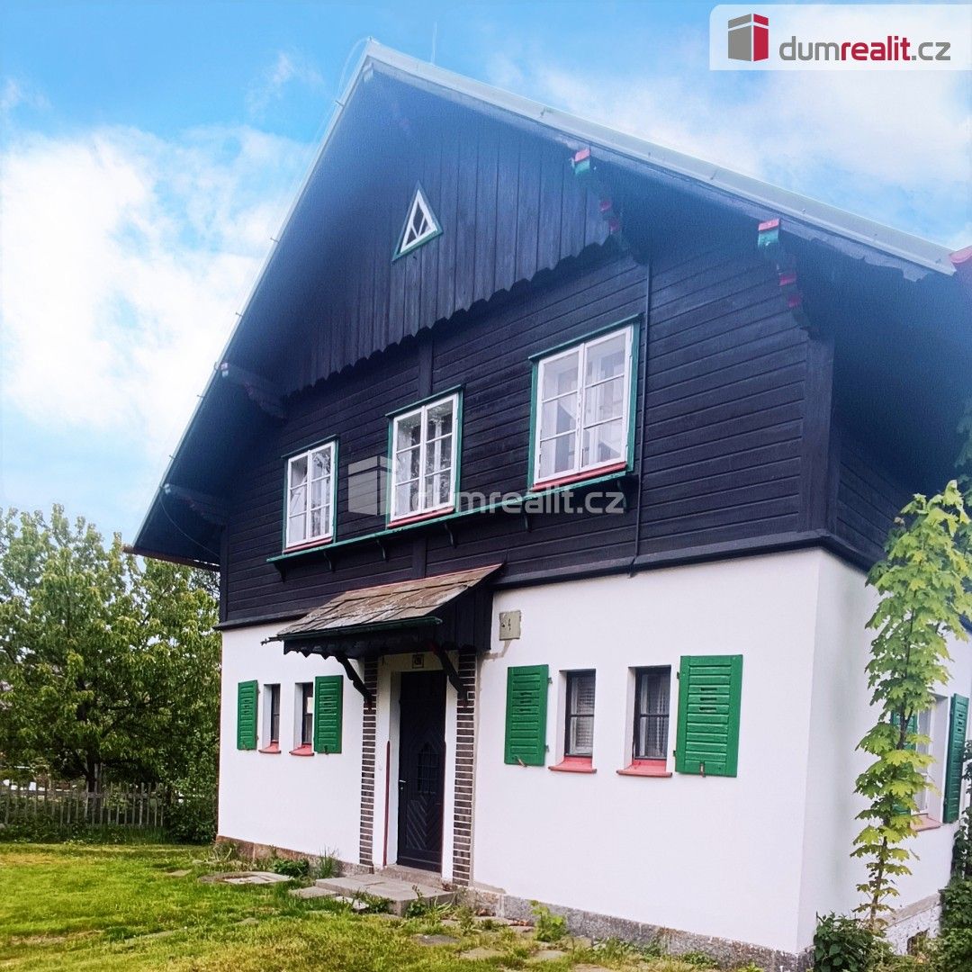 Prodej rodinný dům - Lipová, 200 m²