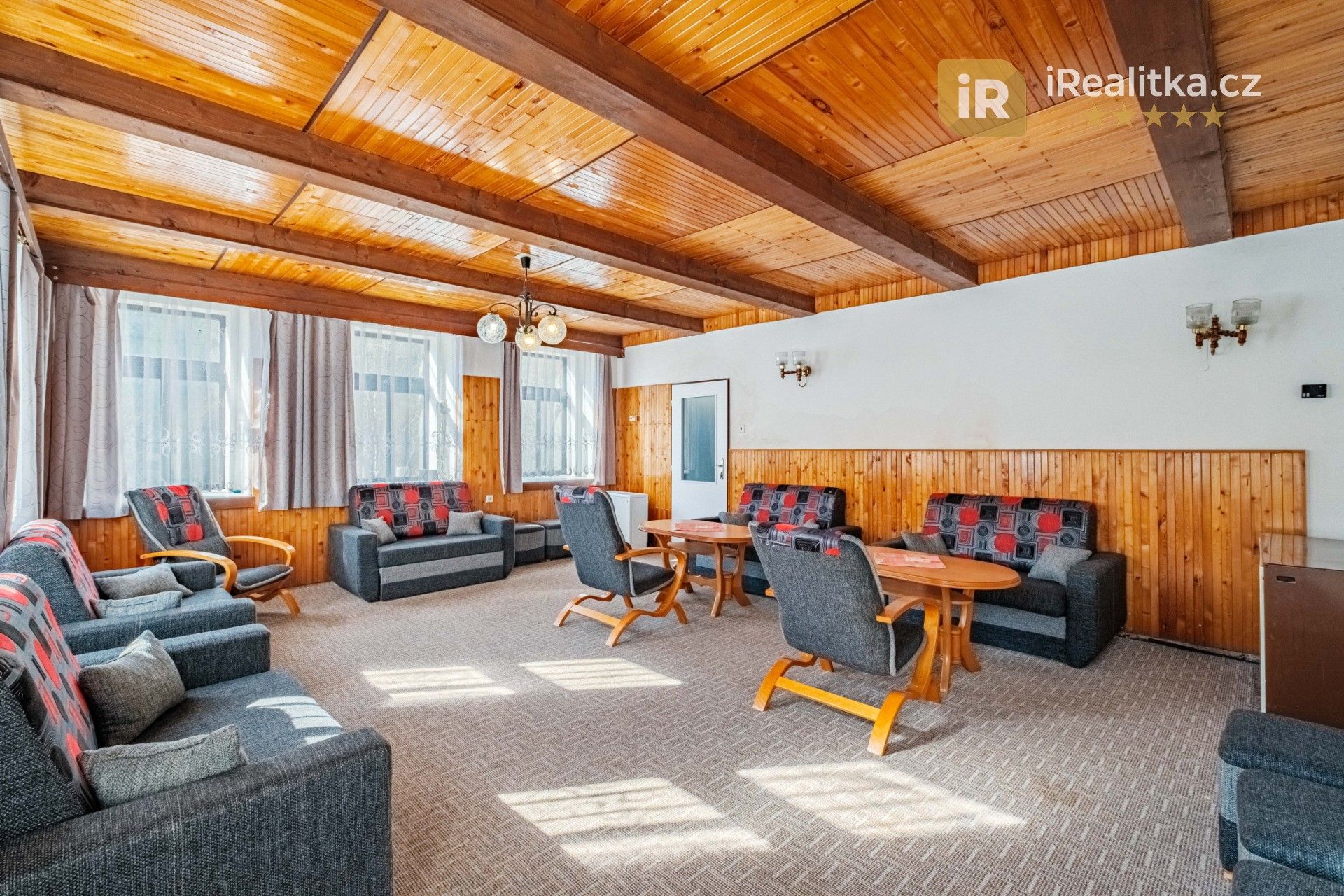 Rodinné domy, Antonínov, Josefův Důl, 305 m²