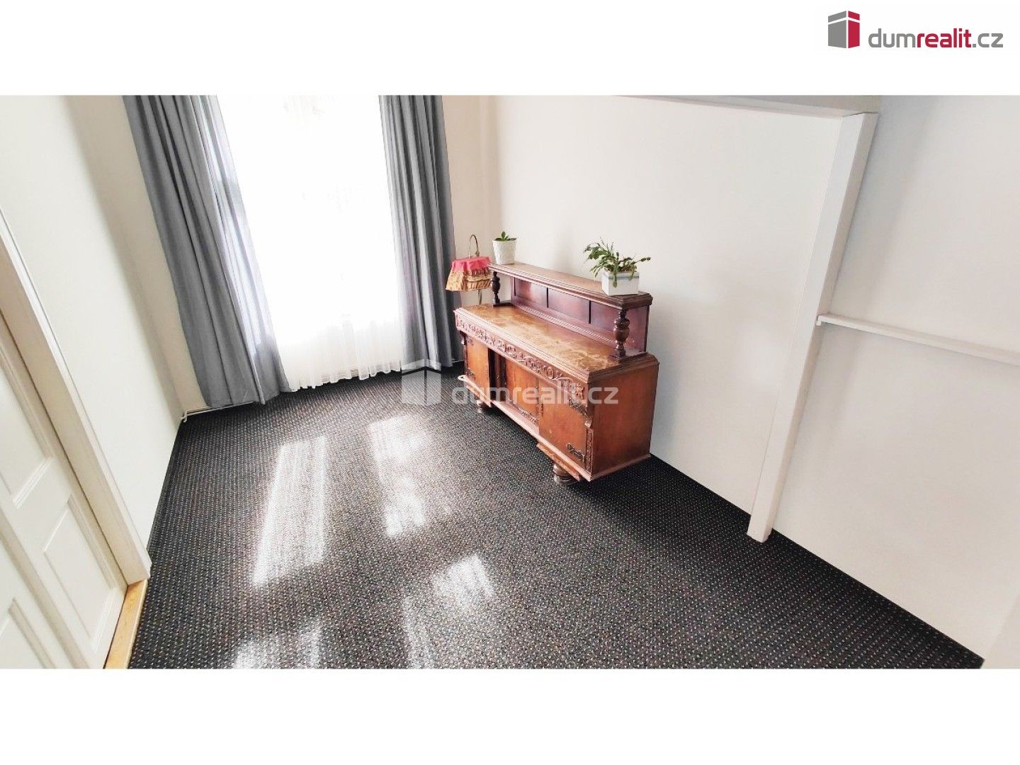 Pronájem byt 3+kk - Bieblova, Praha, 65 m²