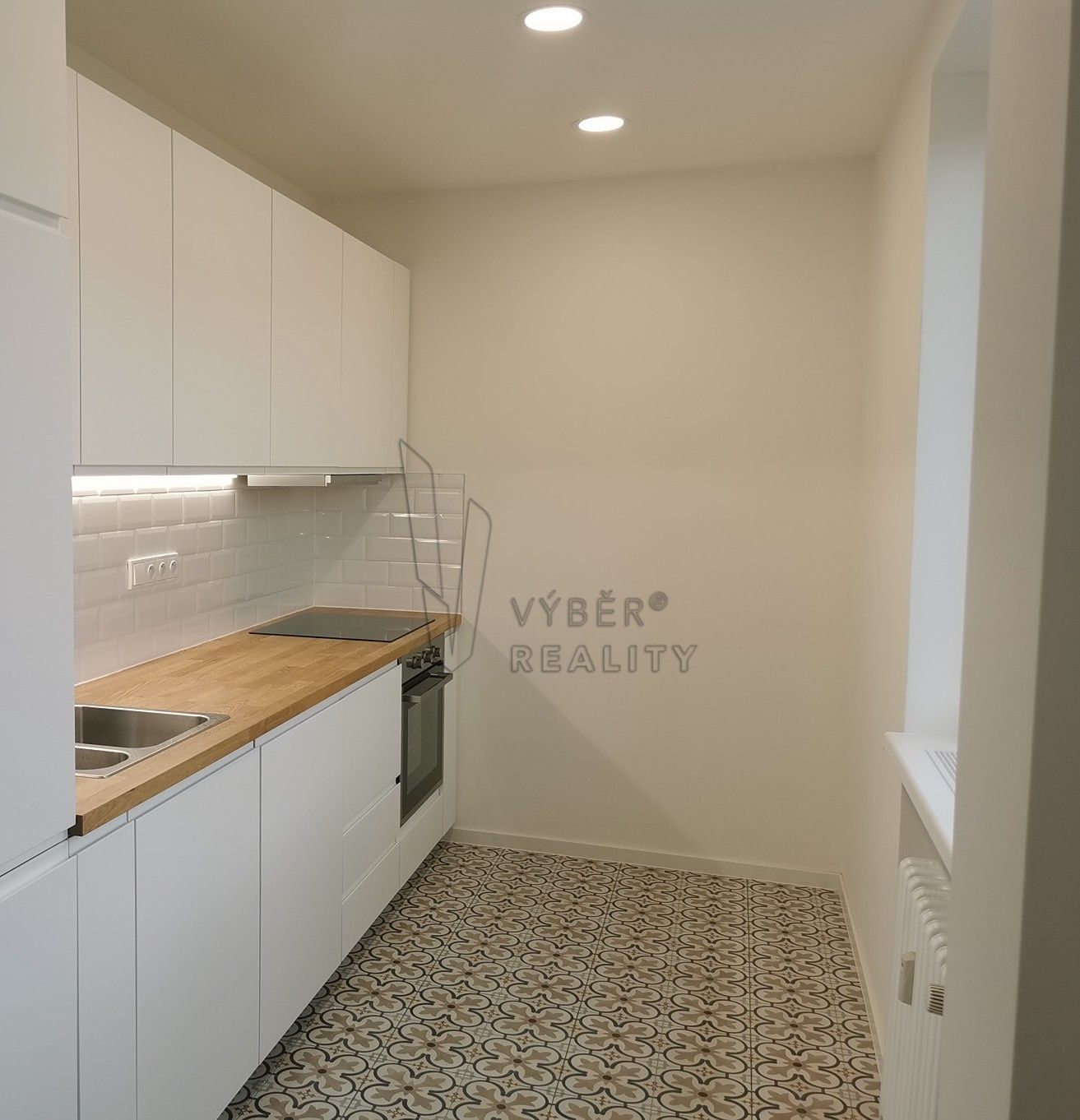 Prodej byt 1+kk - Valentova, Praha, 30 m²