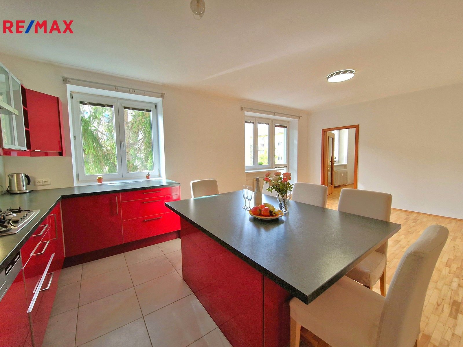 3+kk, Pelhřimovská, Praha, 82 m²