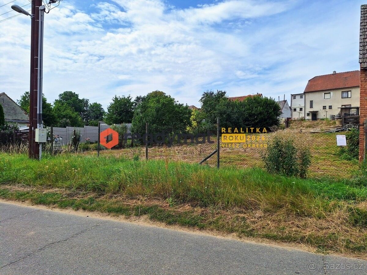 Pozemky pro bydlení, Těmice u Hodonína, 696 84, 303 m²