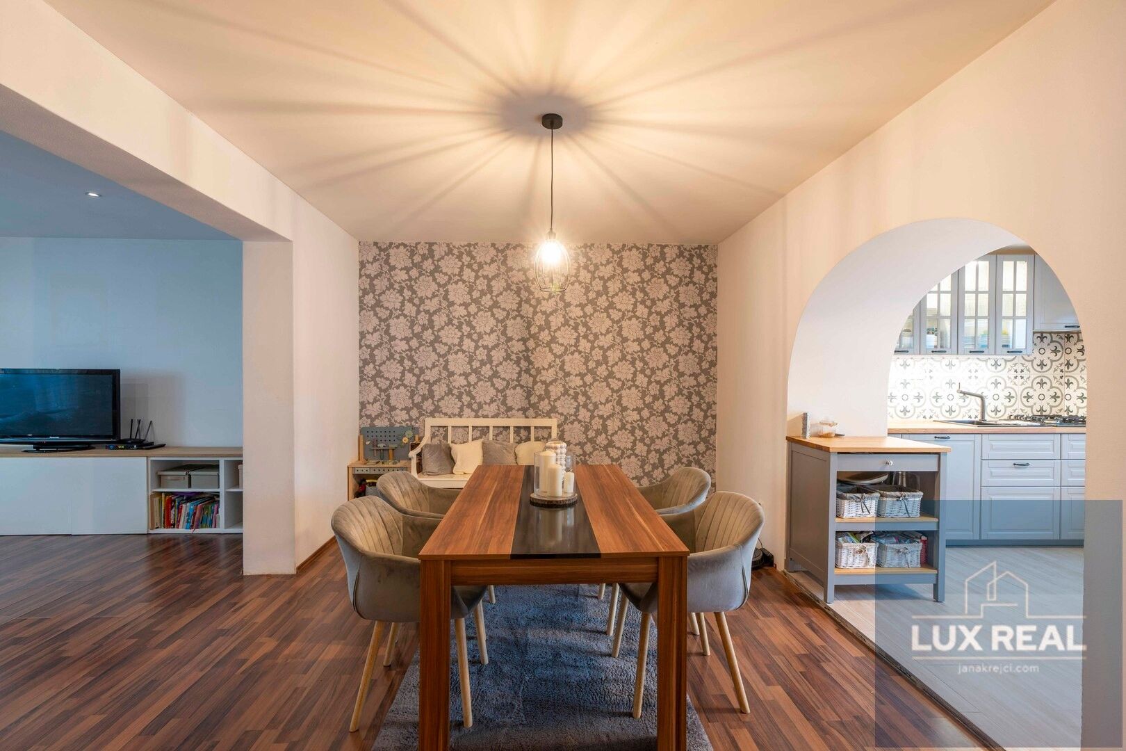 Ostatní, Pod Platanem, Mikulov, 140 m²