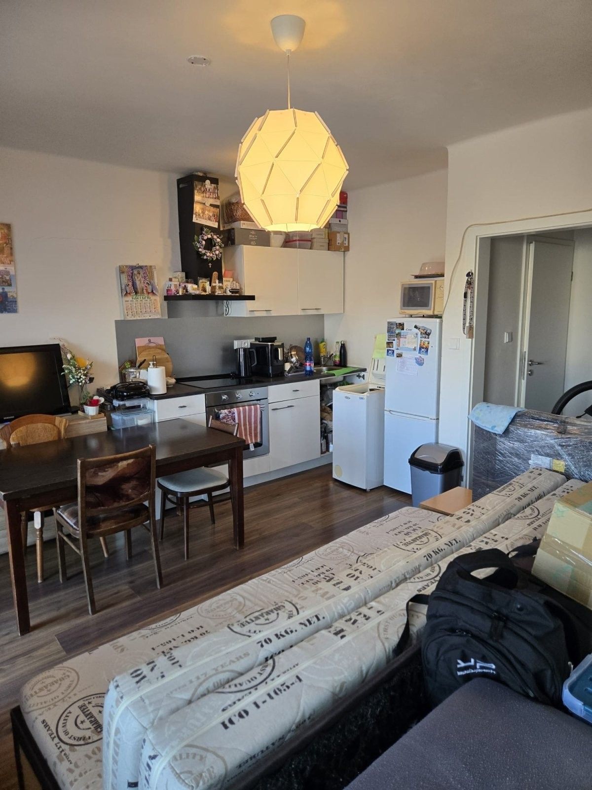 1+kk, Jesenice, 37 m²