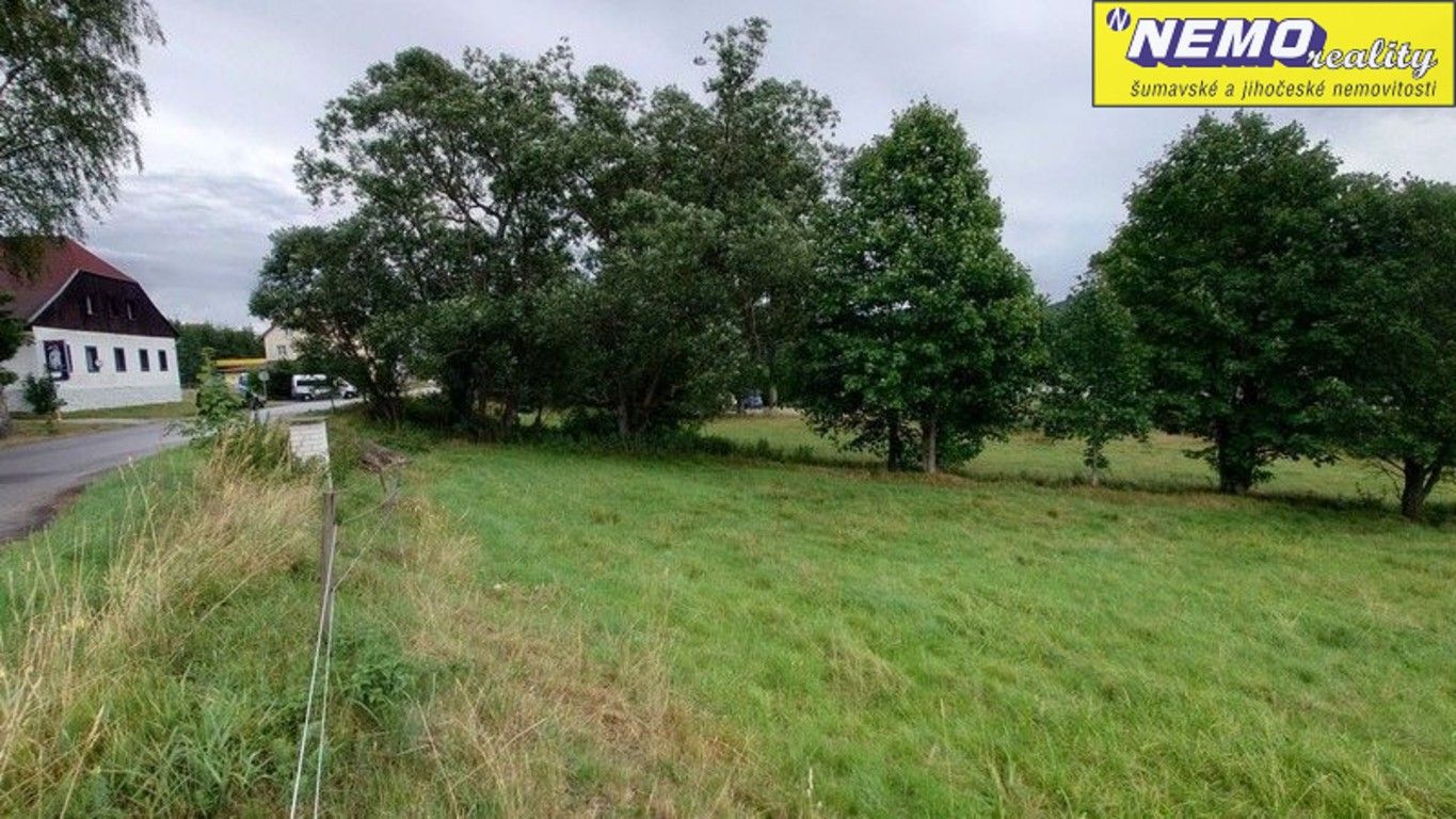 Ostatní, Strážný, 6 664 m²