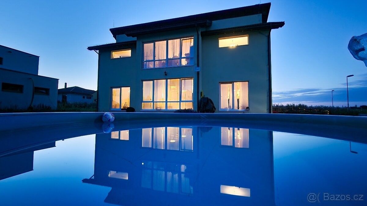 Prodej dům - Jihlava, 586 01, 162 m²