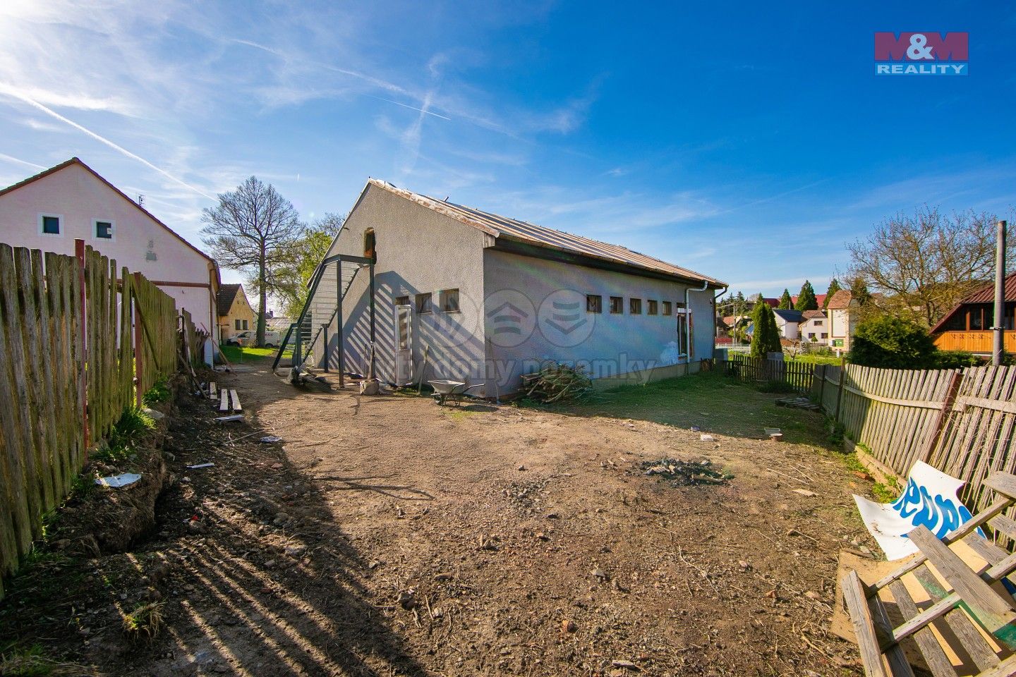 Prodej rodinný dům - Neuměř, 150 m²