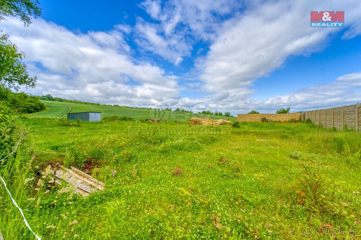 Prodej pozemek - Hořesedly, 270 04, 1 265 m²