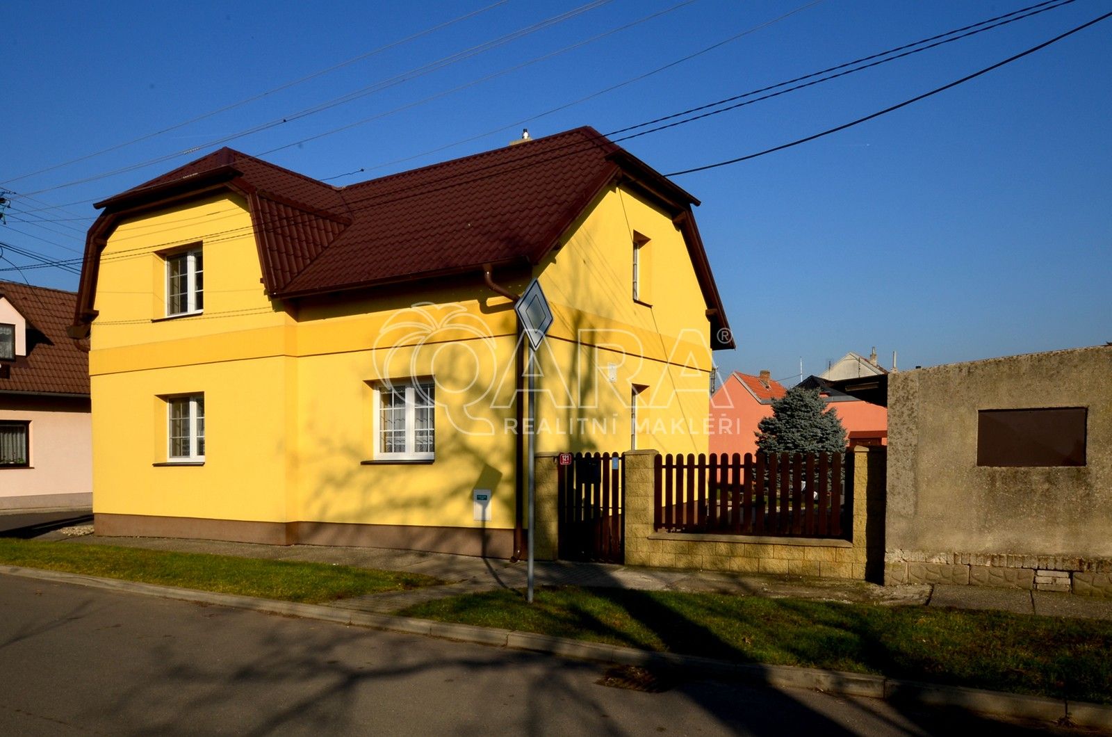 Rodinné domy, U Kovárny, Veleň, 93 m²