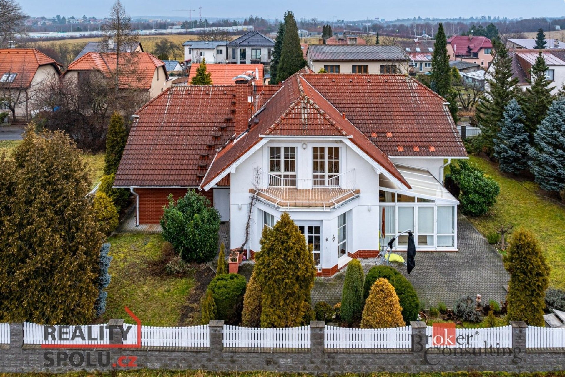 4+kk, Novoštěrboholská, Praha, 172 m²