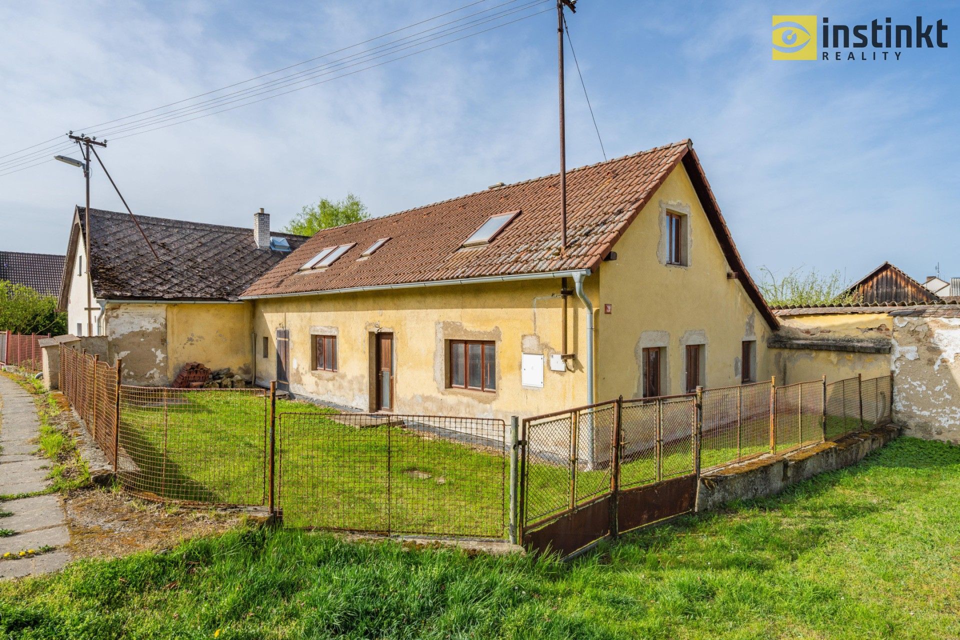 Rodinné domy, Klučenice, 180 m²