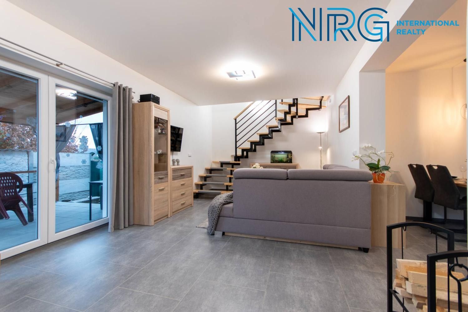 Prodej rodinný dům - Zahradní, Žleby, 97 m²