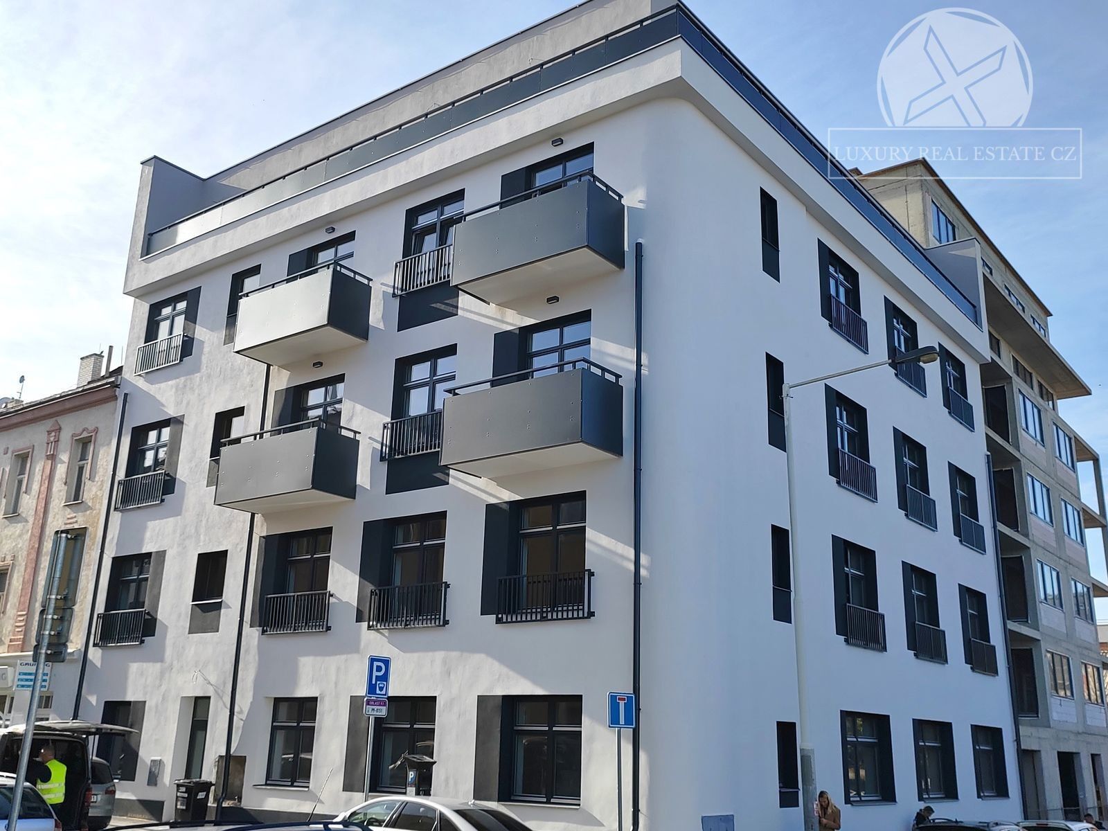 Prodej byt 1+kk - Kolmá, Praha, 42 m²