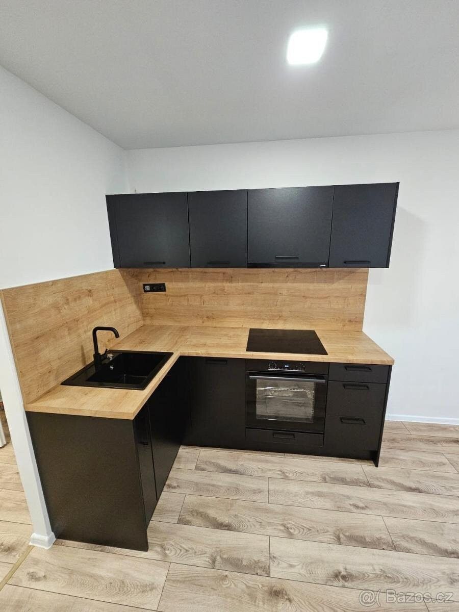 2+kk, Most, 434 01, 37 m²