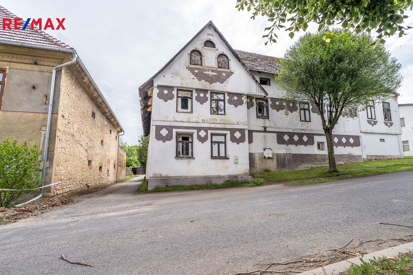 Ostatní, Chotiněves, 166 m²