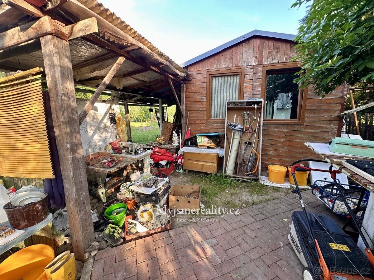 Zahrady, Znojmo, 671 81, 2 238 m²