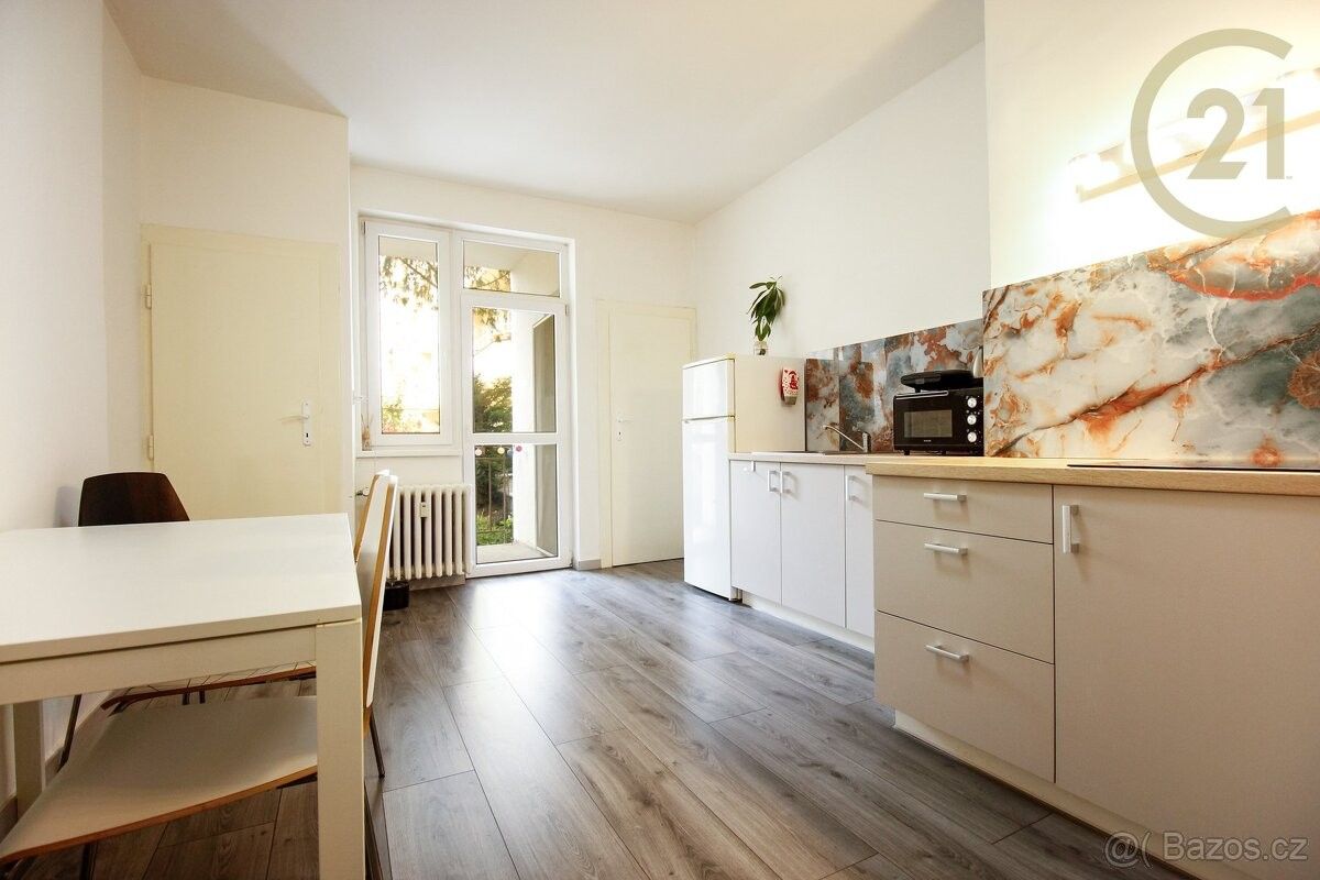1+1, Brno, 602 00, 56 m²