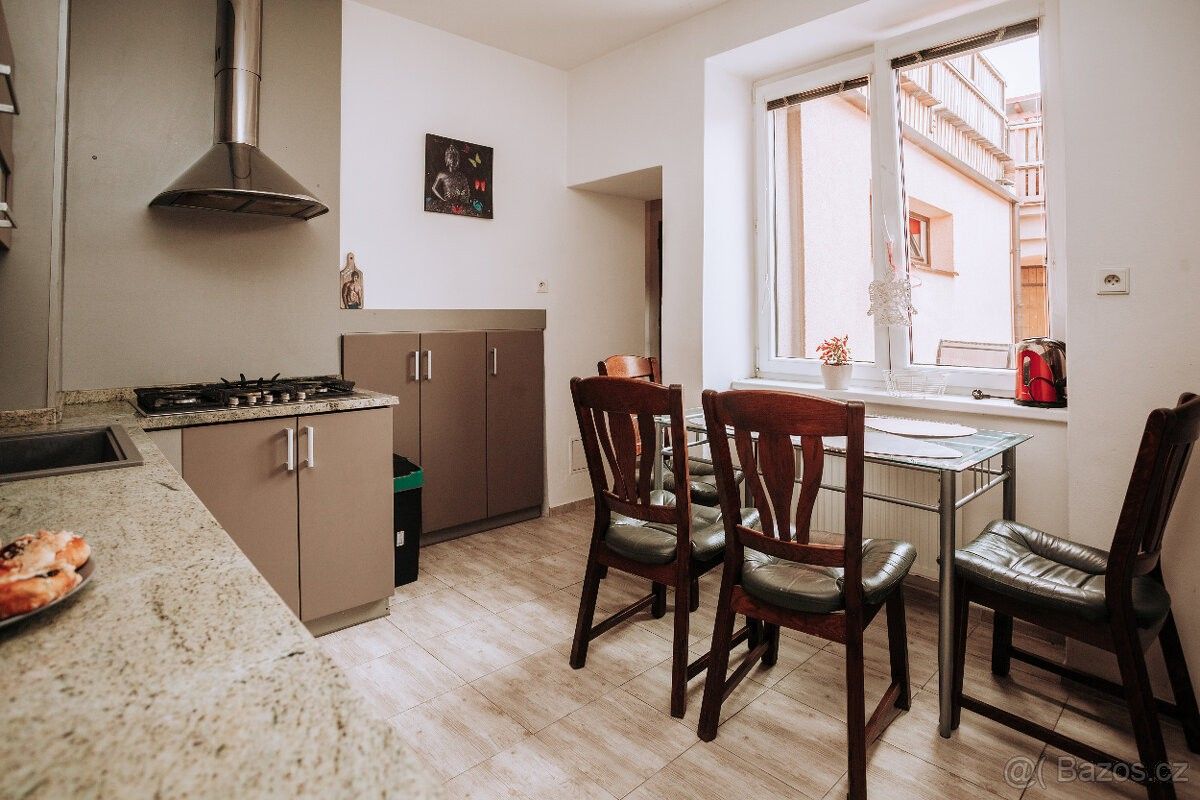 Prodej dům - Jaroměřice nad Rokytnou, 675 51