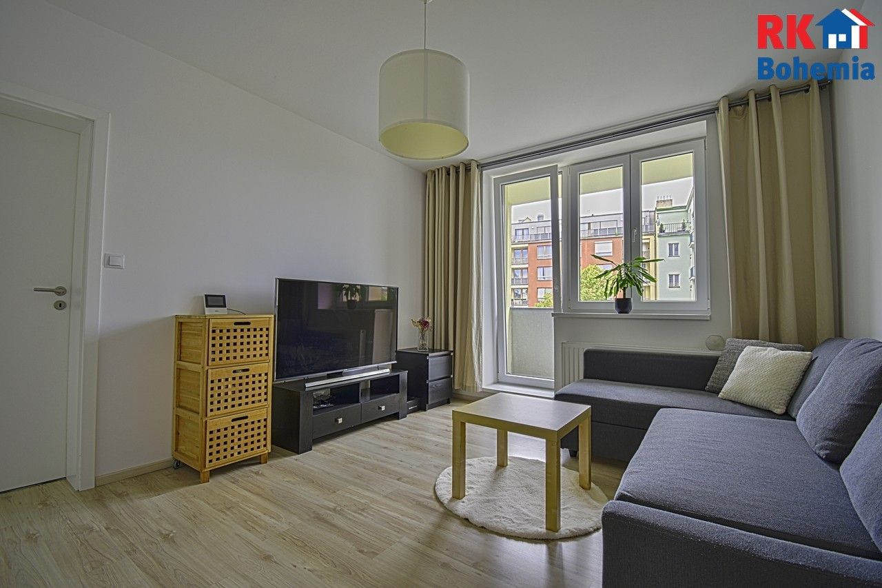 2+1, Petrohradská, Praha, 51 m²