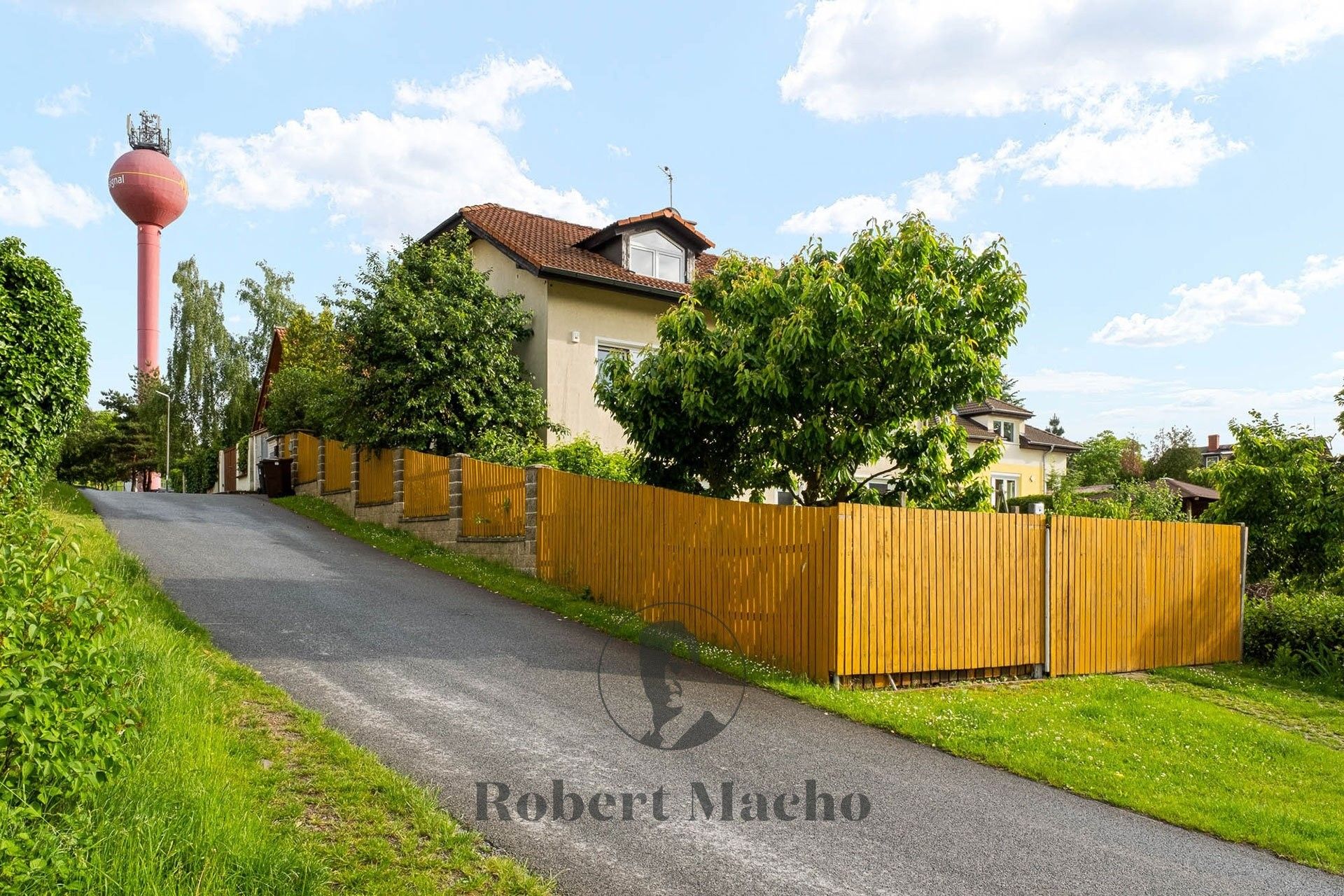 Ostatní, U vodojemu, Řitka, 333 m²