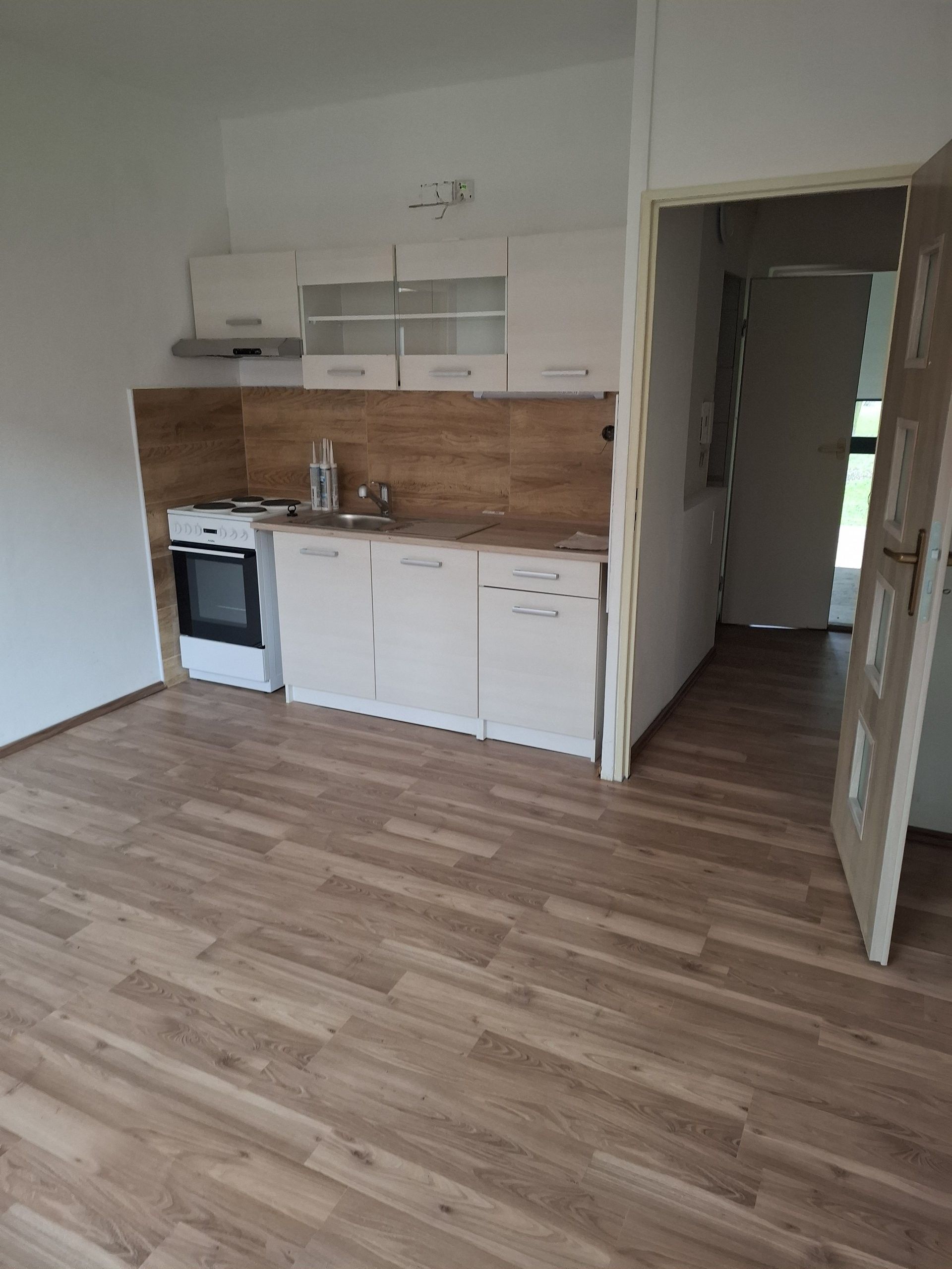 1+kk, Osecká, Duchcov, 23 m²