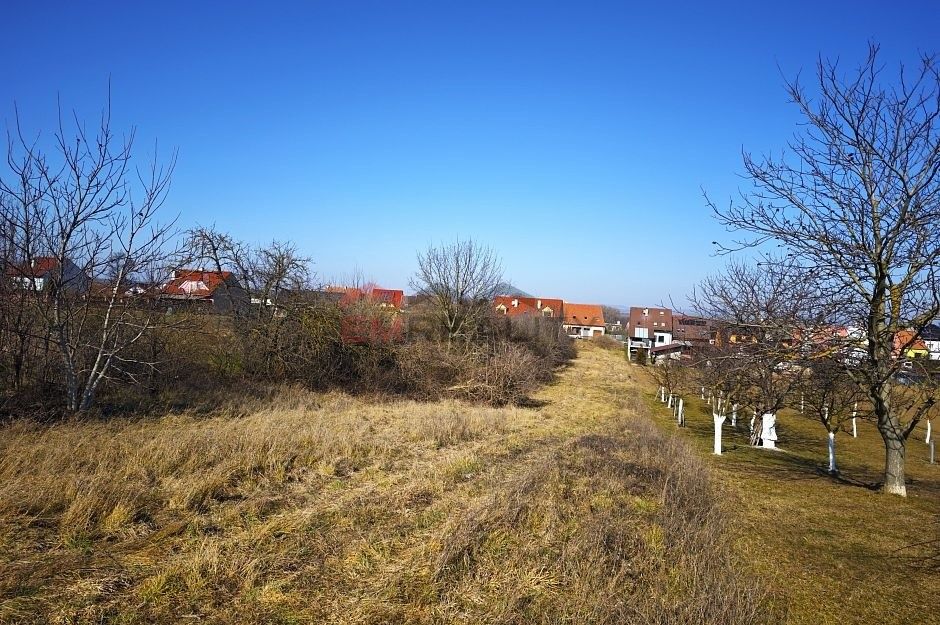 Prodej pozemek pro bydlení - Vnorovy, 696 61, 1 261 m²