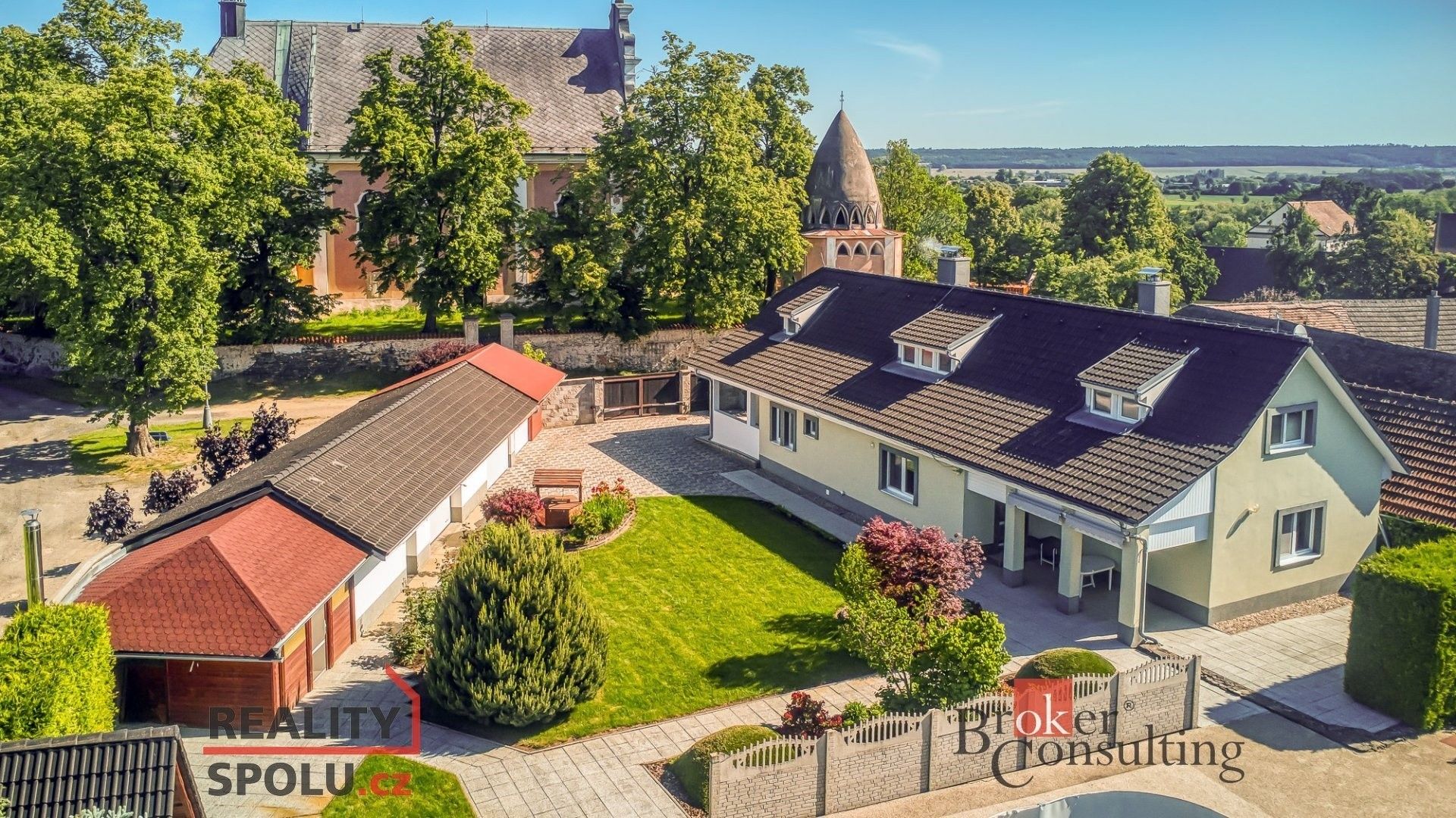 Rodinné domy, Na Kopečku, Žehušice, 240 m²