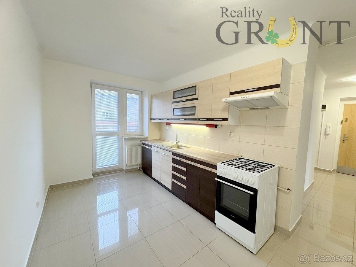 Pronájem byt 2+1 - Karviná, 734 01, 60 m²