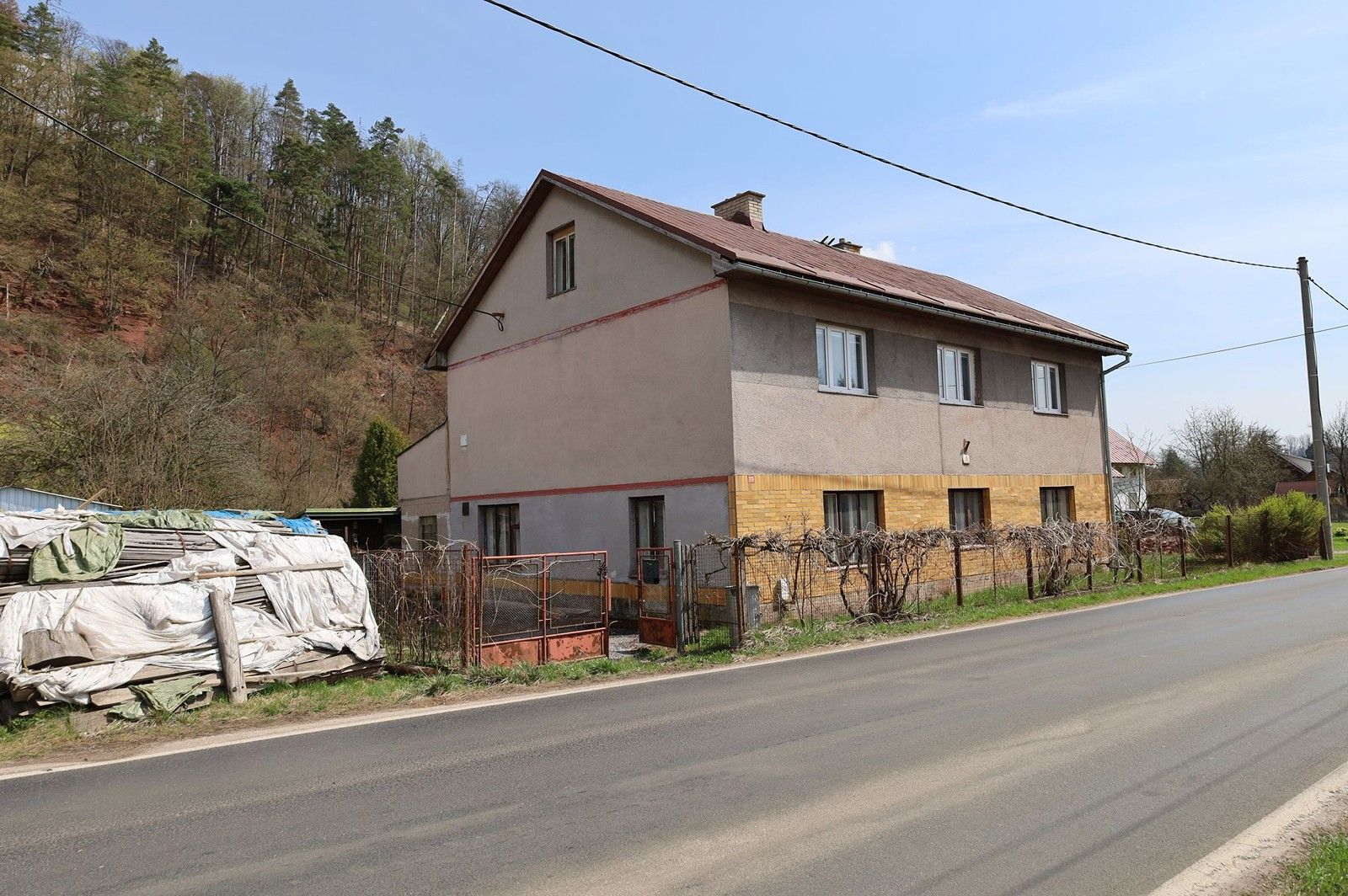 Ostatní, Klášterská Lhota, 402 m²