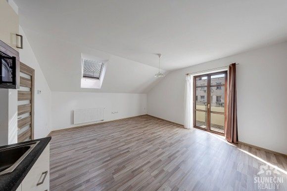 Pronájem byt 1+1 - Uherské Hradiště, 686 01, 42 m²