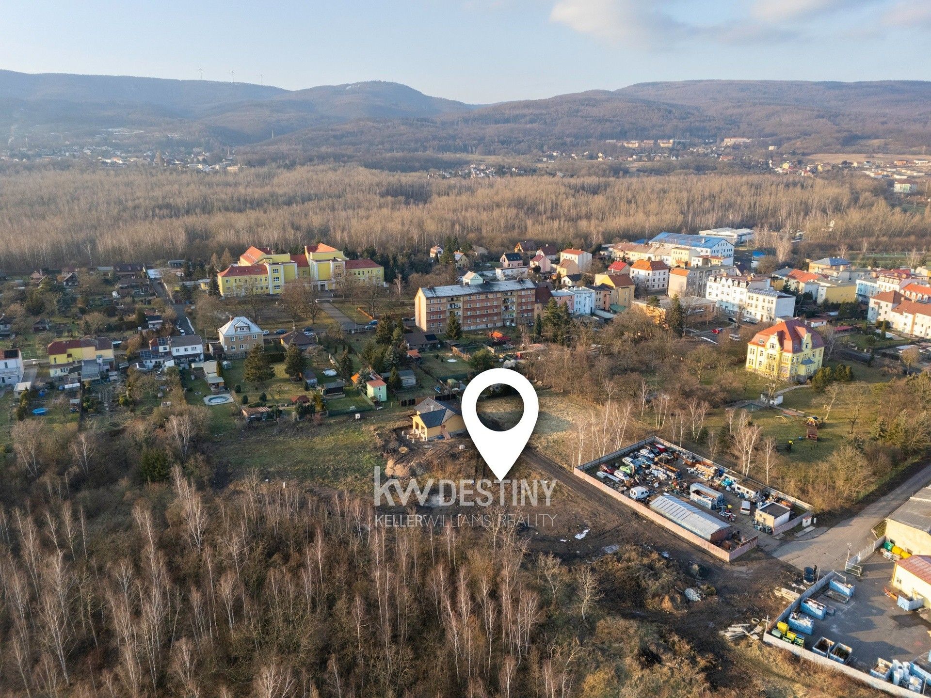 Pozemky pro bydlení, Košťany, 883 m²