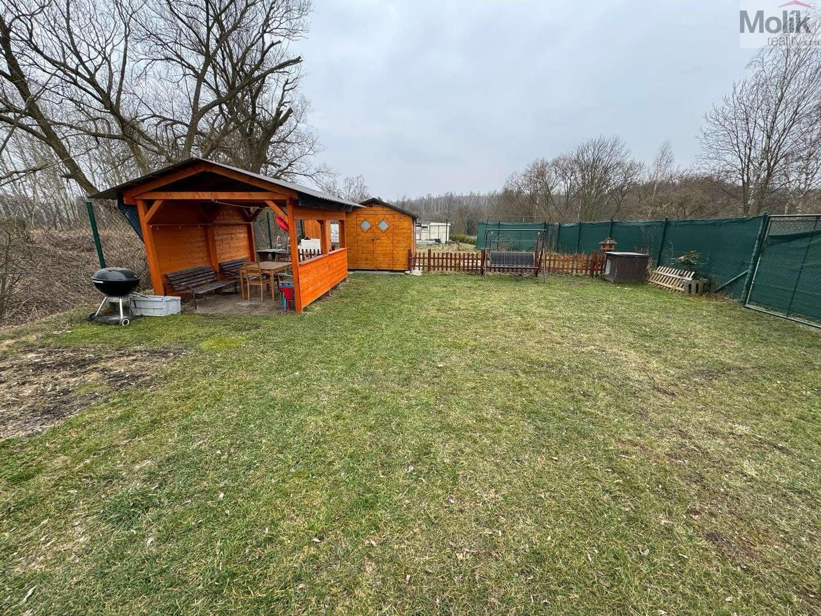 Zahrady, Husova, Louka u Litvínova, 481 m²