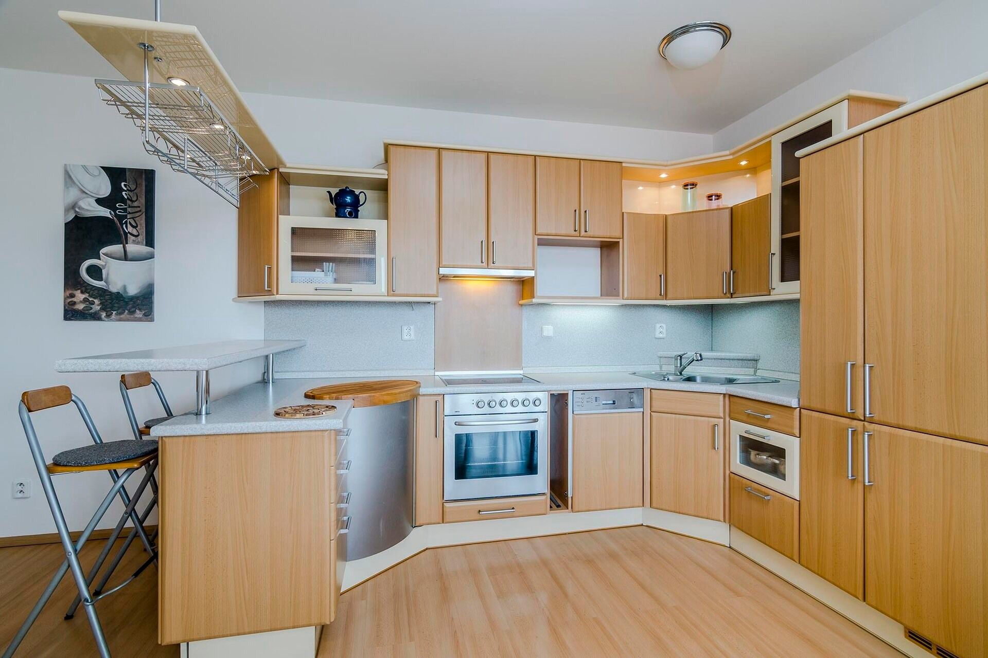 Pronájem byt 2+kk - Za černým mostem, Praha, 71 m²