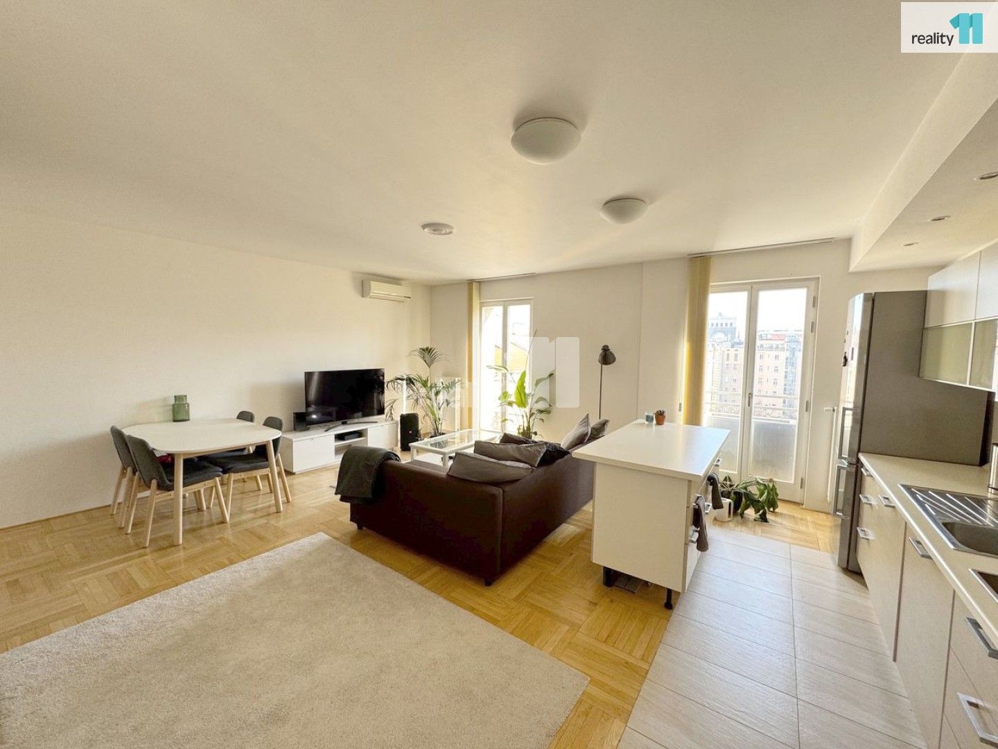 Pronájem byt 3+kk - U Kanálky, Praha, 106 m²