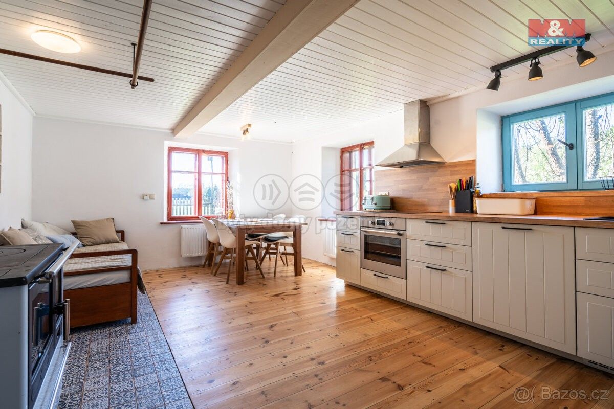 Prodej dům - Trhové Sviny, 374 01, 94 m²