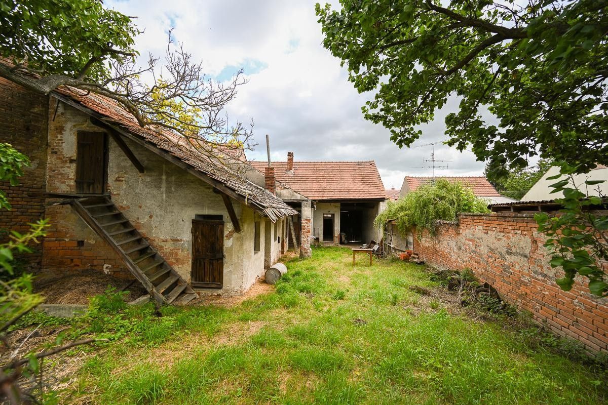 Prodej pozemek pro bydlení - Ořechov, 1 079 m²