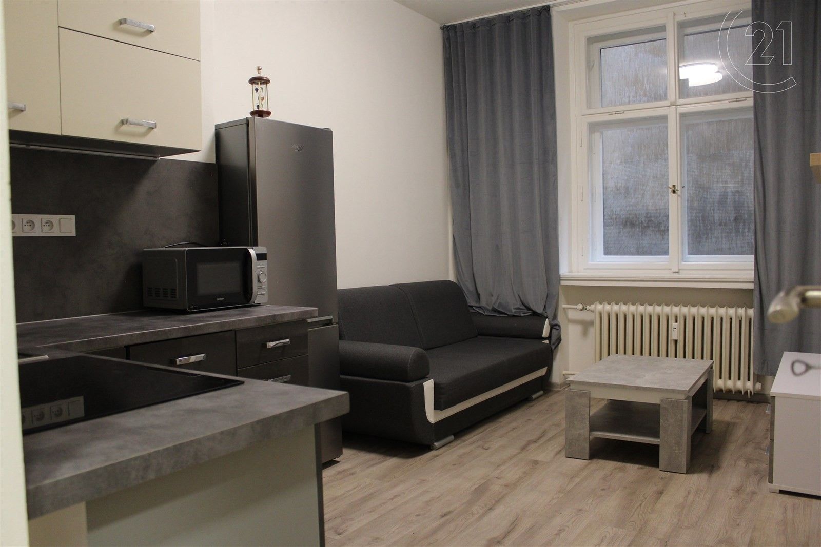 1+1, Školská, Praha, 27 m²