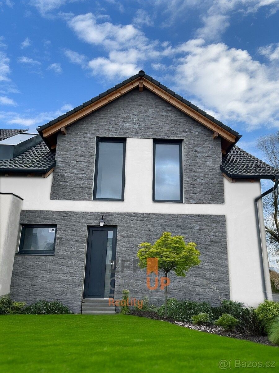 Prodej dům - Dříteč, 533 05, 150 m²