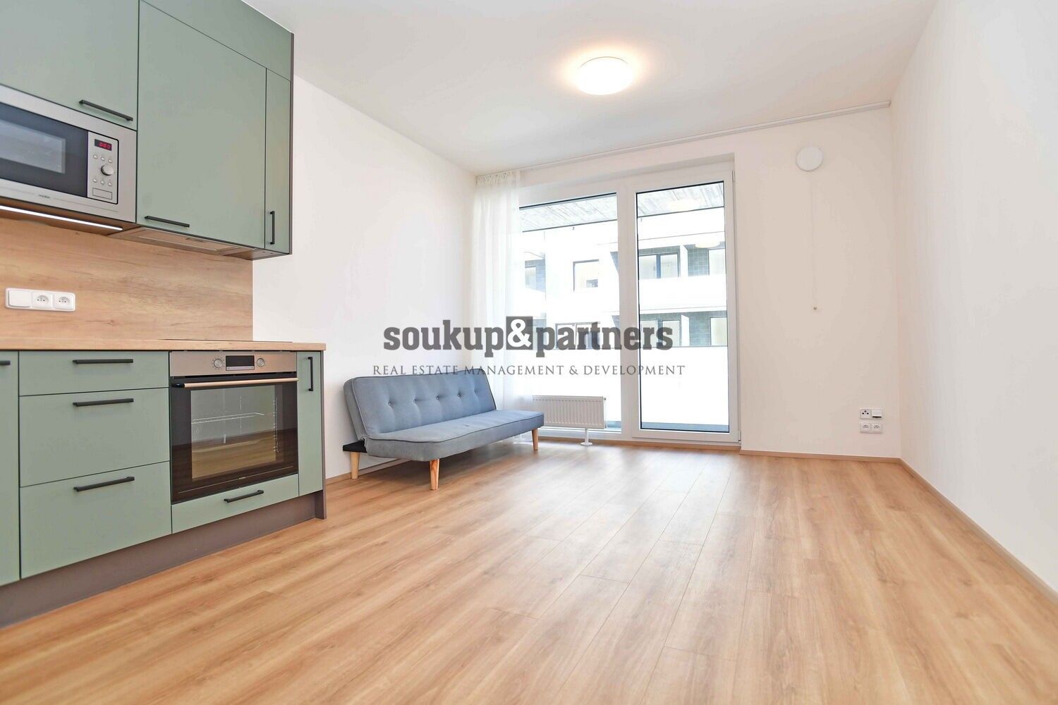 1+kk, Čakovická, Praha, 34 m²