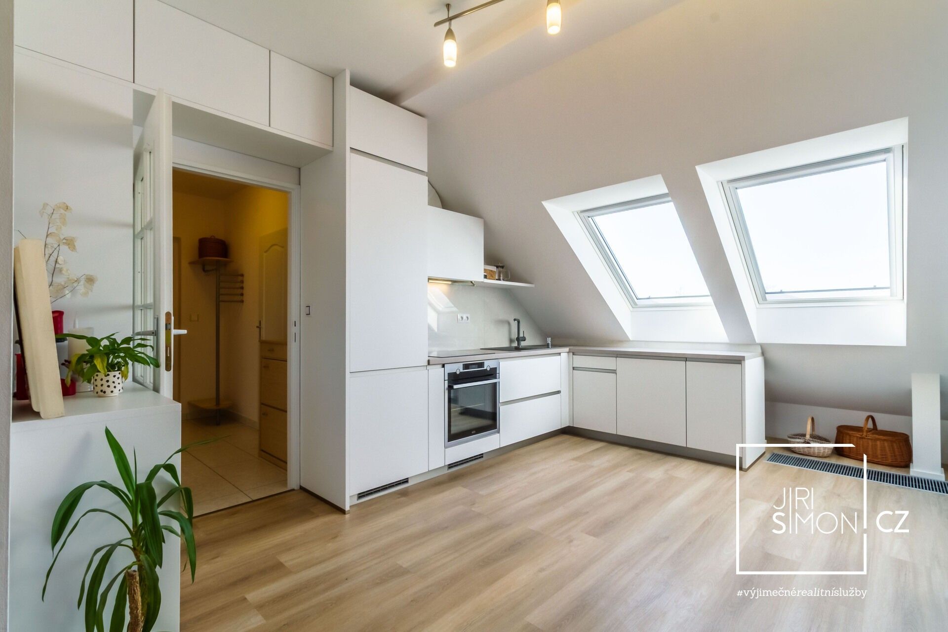 3+kk, Urešova, Praha, 69 m²