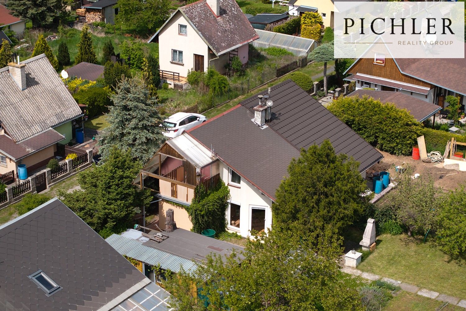 Zahrady, Obrnice, 406 m²