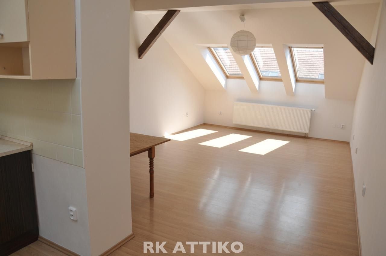 Byty, Ptašínského, Brno, 91 m²