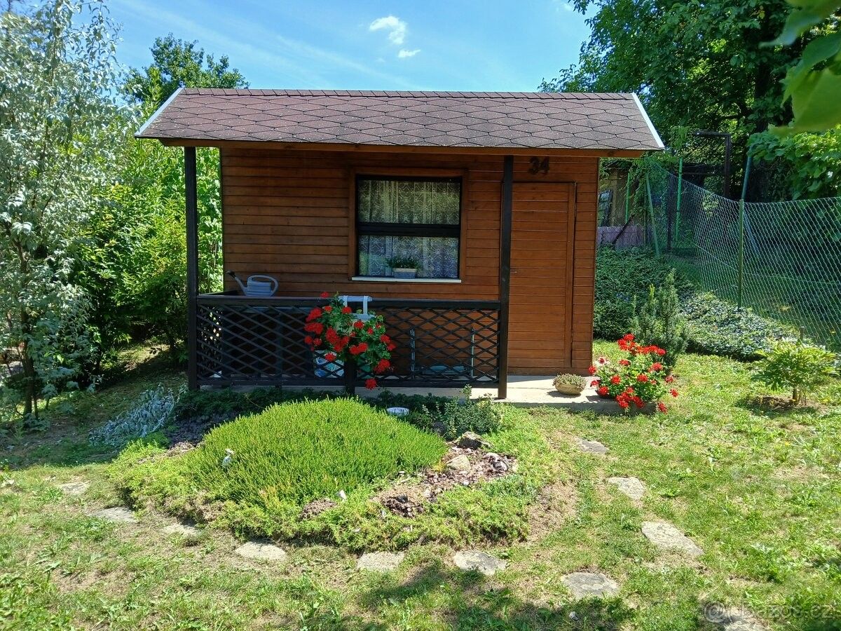 Zahrady, Rousínov u Vyškova, 683 01, 375 m²