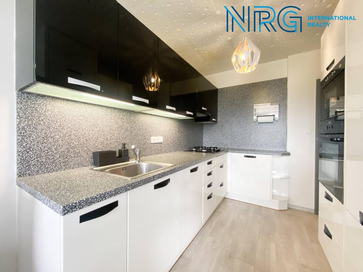 3+kk, Sulanského, Praha, 72 m²