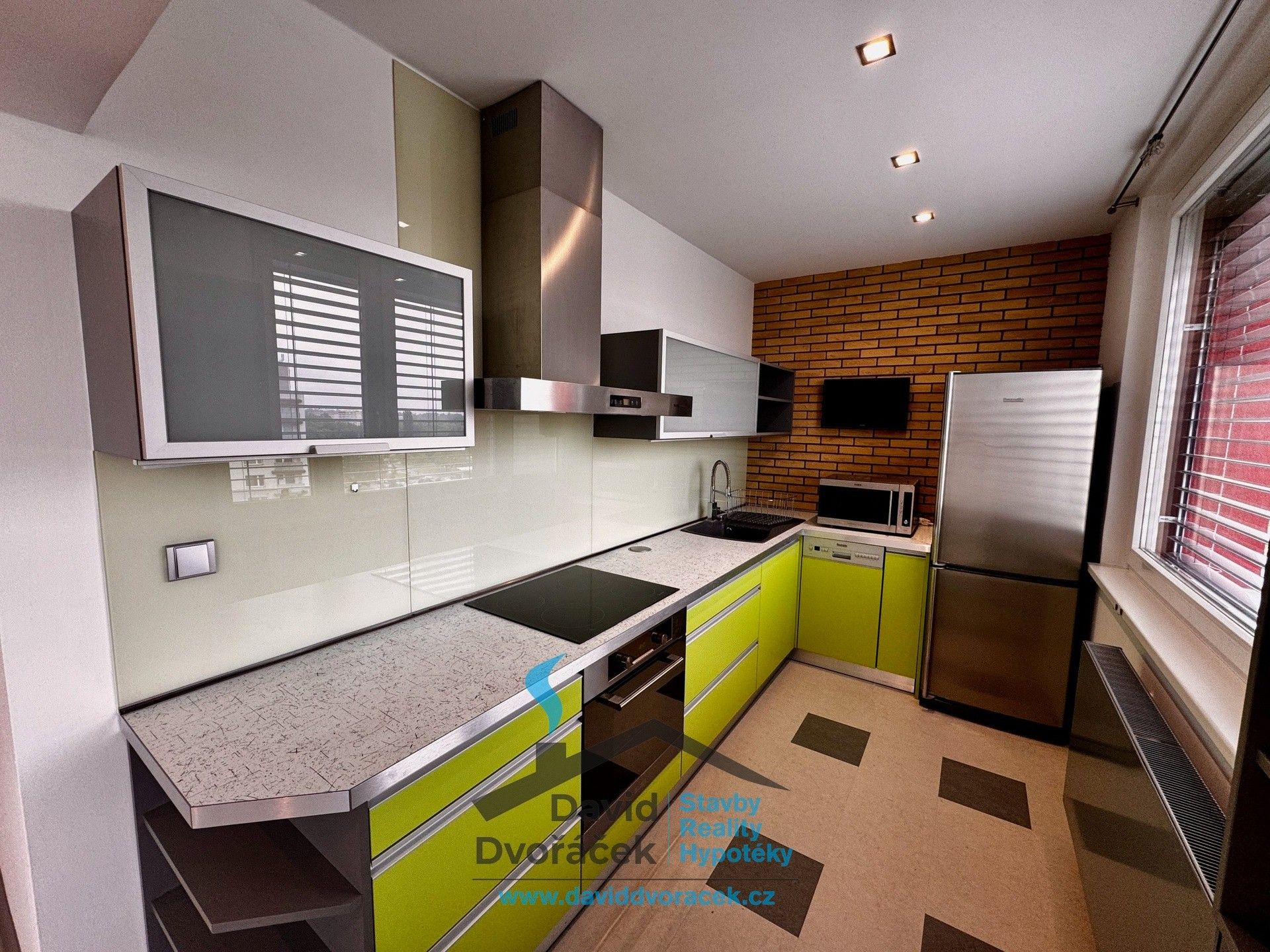 2+kk, Jana Masaryka, Hradec Králové, 57 m²