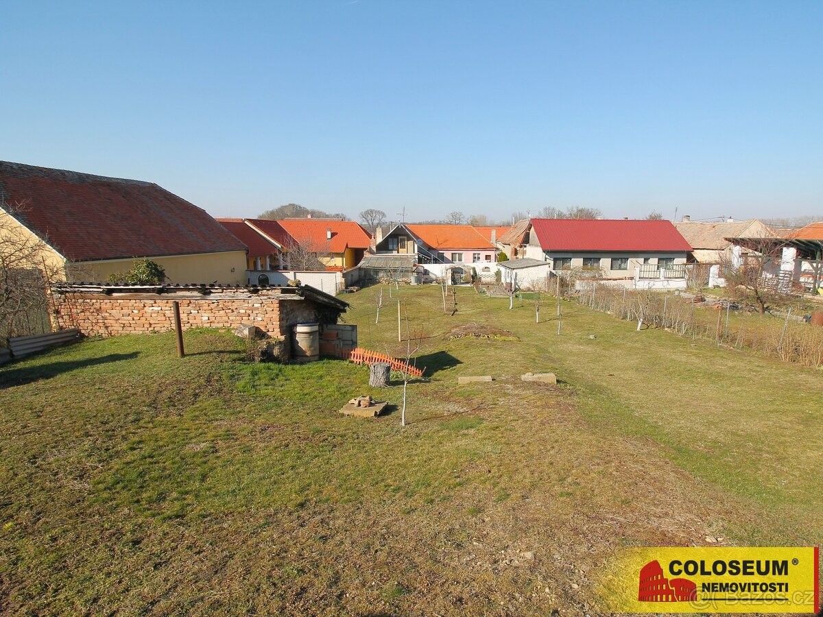 Zahrady, Božice, 671 64, 759 m²