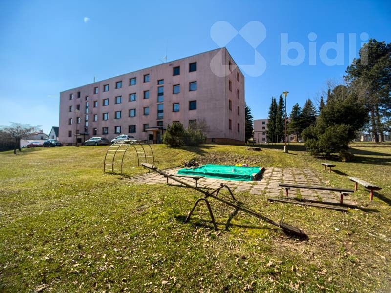 3+1, Karla Čapka, Lomnice nad Popelkou, 80 m²