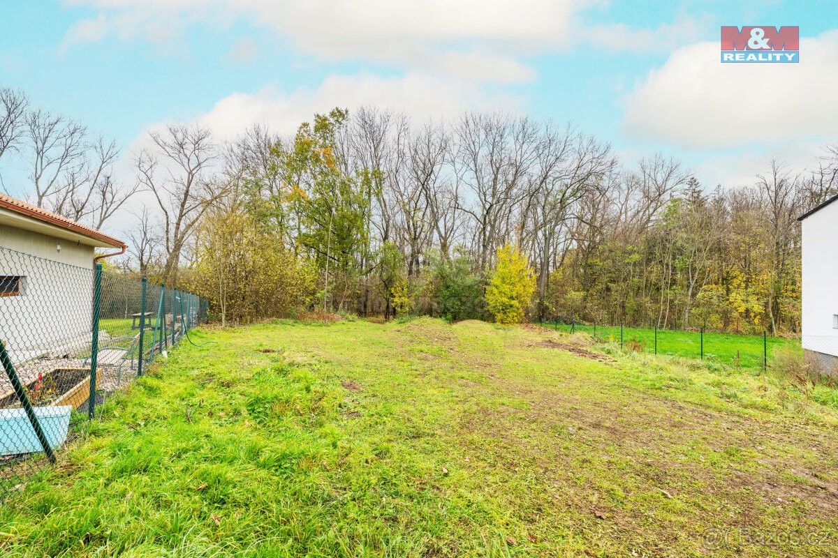 Prodej pozemek pro bydlení - Mratín, 250 63, 1 023 m²