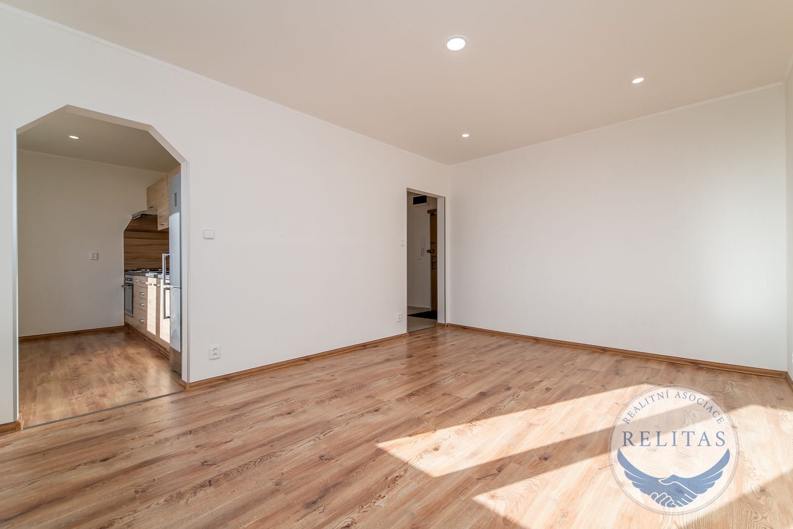Pronájem byt 2+1 - Liškova, Praha, 52 m²